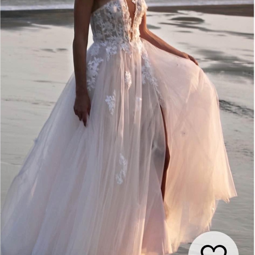 Watters Somerset Sz 6 Wedding Dress Altered in Length Only-Not Worn